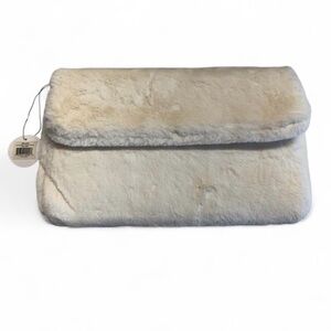 Faux Fur Cream Zippered Clutch Purse Bag Elegant Glam Party Going Out Bewaltz